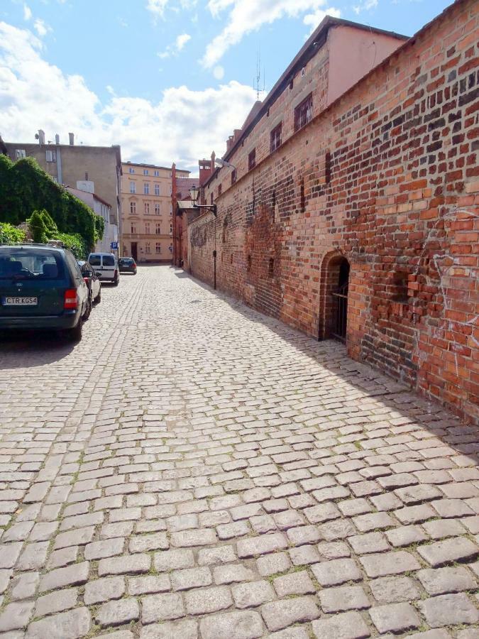 Mur 4 - Apartament Z Patio Stary Toruń المظهر الخارجي الصورة
